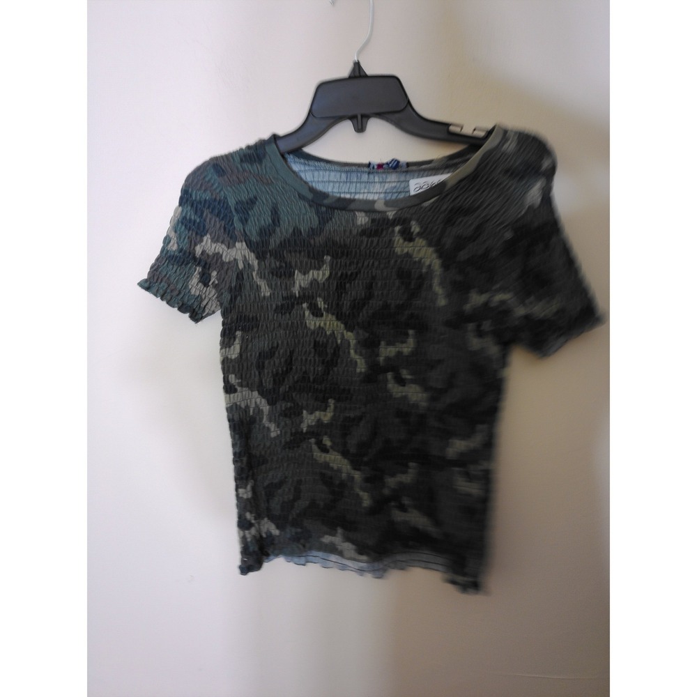 Freshman Smocked Top Women XL Green Camo Y2K Popcorn Texture Streetwear Tee